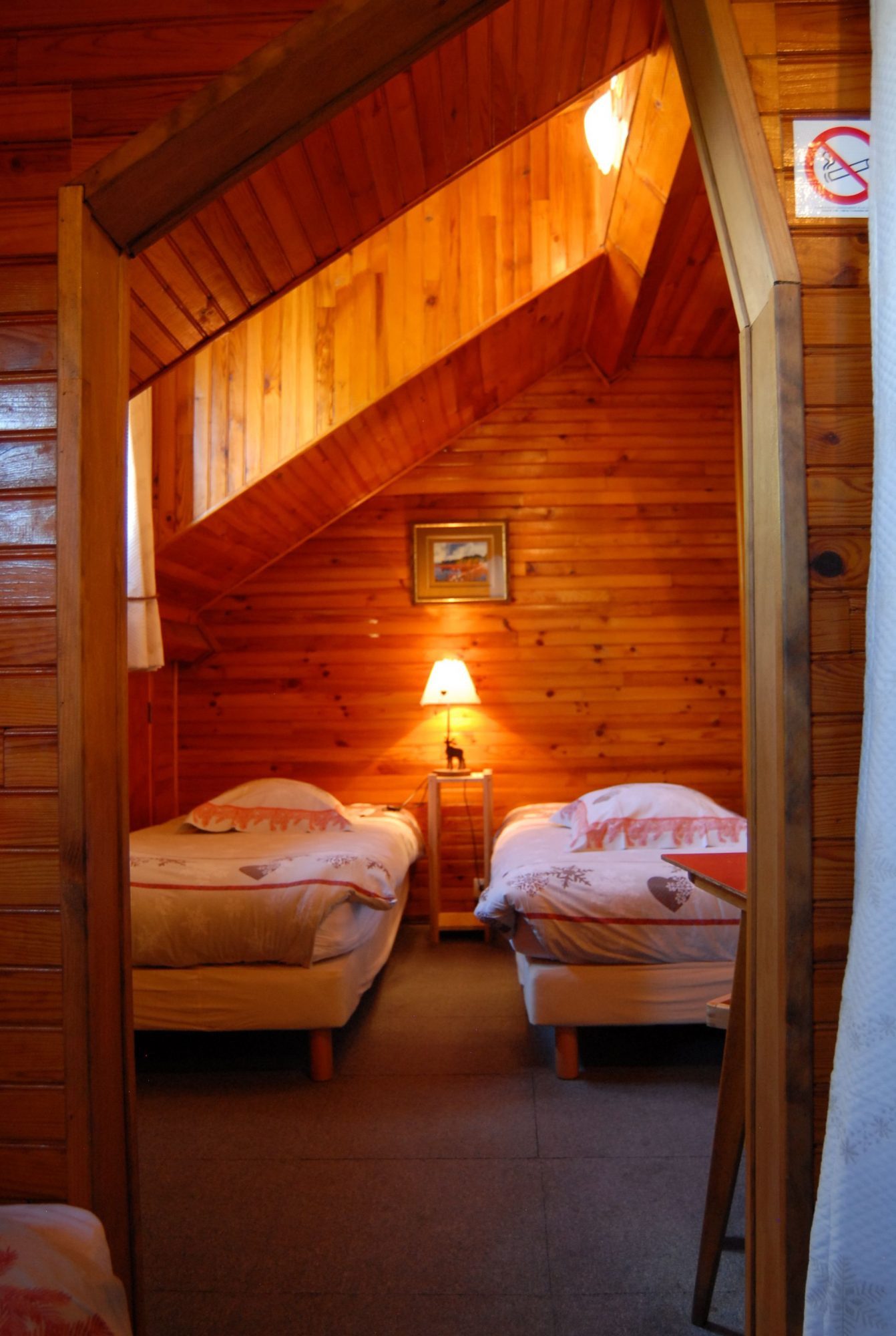 Murs et Fonds de Commerce Hôtel 10 chambres Serre-Chevalier Briançon — Briançon