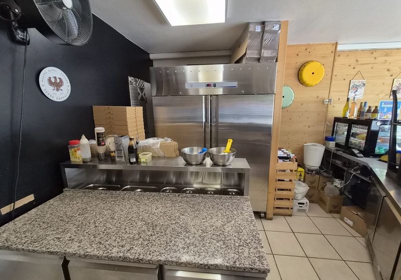 FONDS DE COMMERCE PIZZA A EMPORTER — Briançon