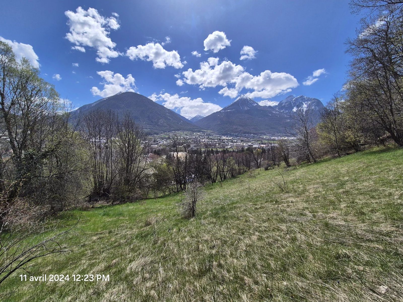 Terrain Constructible proche Centre Ville calme nature — photo 3